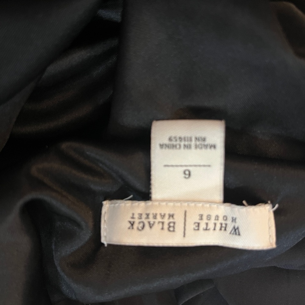 Little Black Dress White House Black Market Pleated skirt - Picture 5 of 6